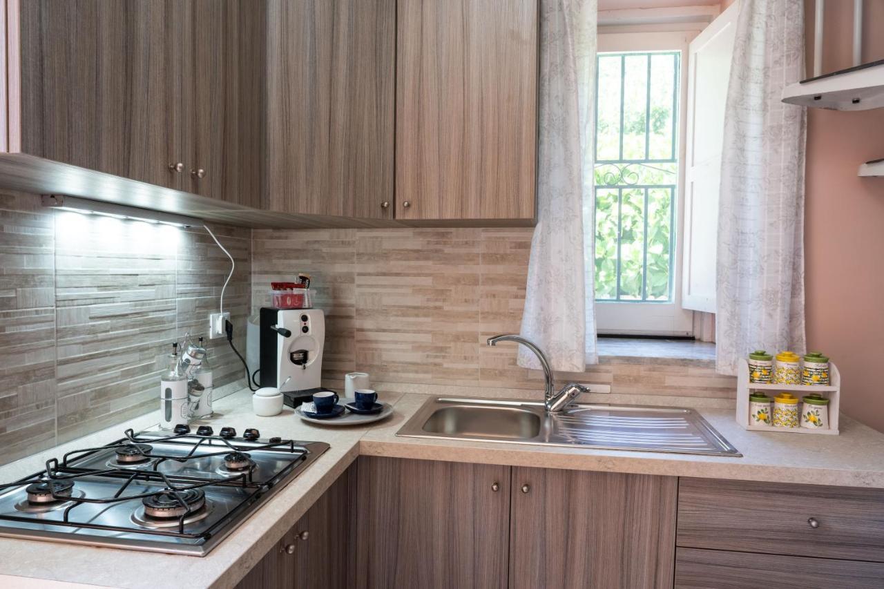 Apicella Casa Vacanze Villa ตรามอนติ ภายนอก รูปภาพ