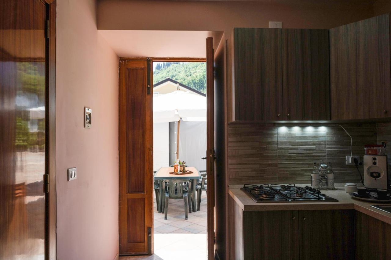 Apicella Casa Vacanze Villa ตรามอนติ ภายนอก รูปภาพ