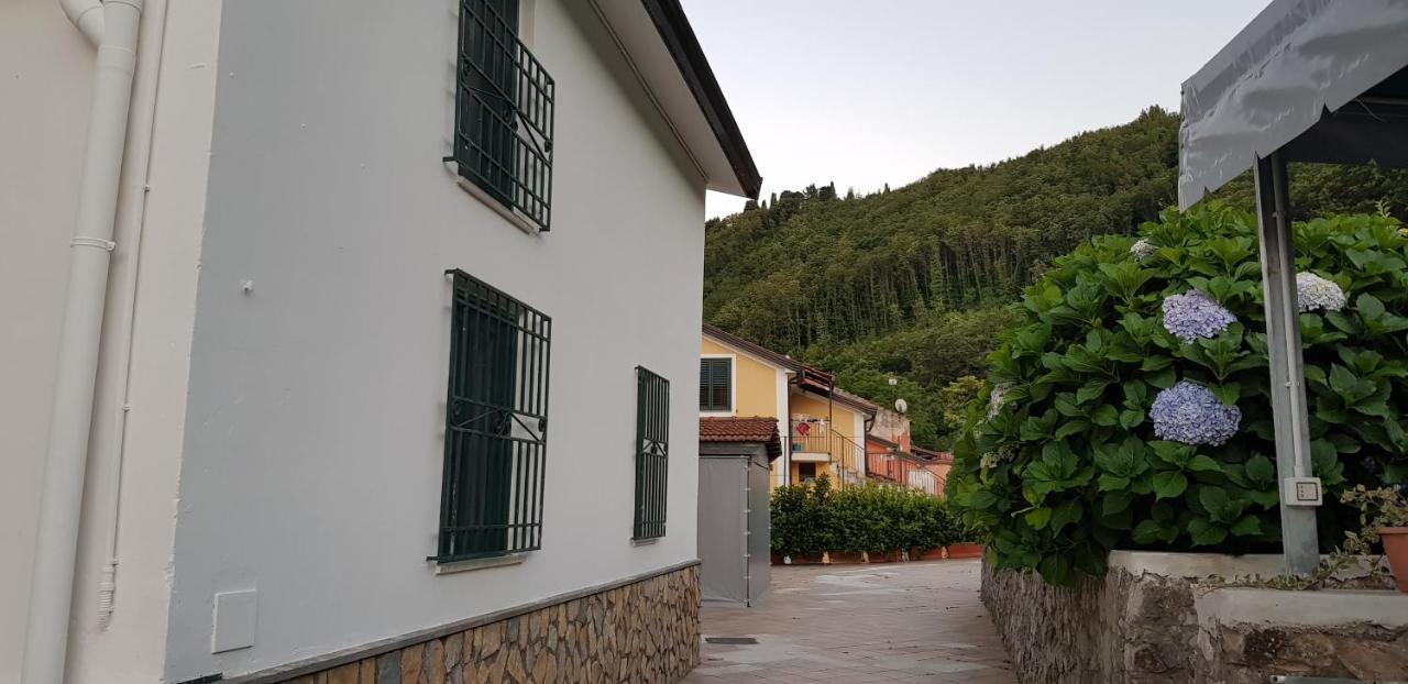 Apicella Casa Vacanze Villa ตรามอนติ ภายนอก รูปภาพ